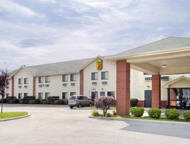 Hotel Super 8 By Wyndham I-57 2*