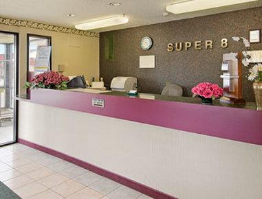 Super 8 By Wyndham I-57