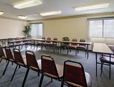 Hotel Super 8 By Wyndham I-57