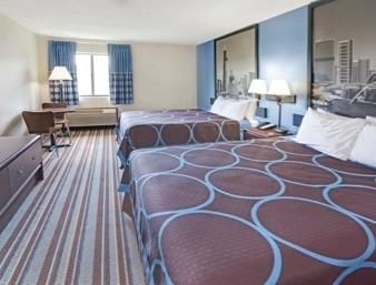 Hotel Super 8 By Wyndham I-57 2*